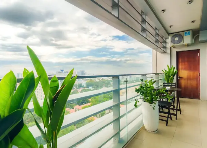 Salute De Sailing Tower - Palace Garden District 1