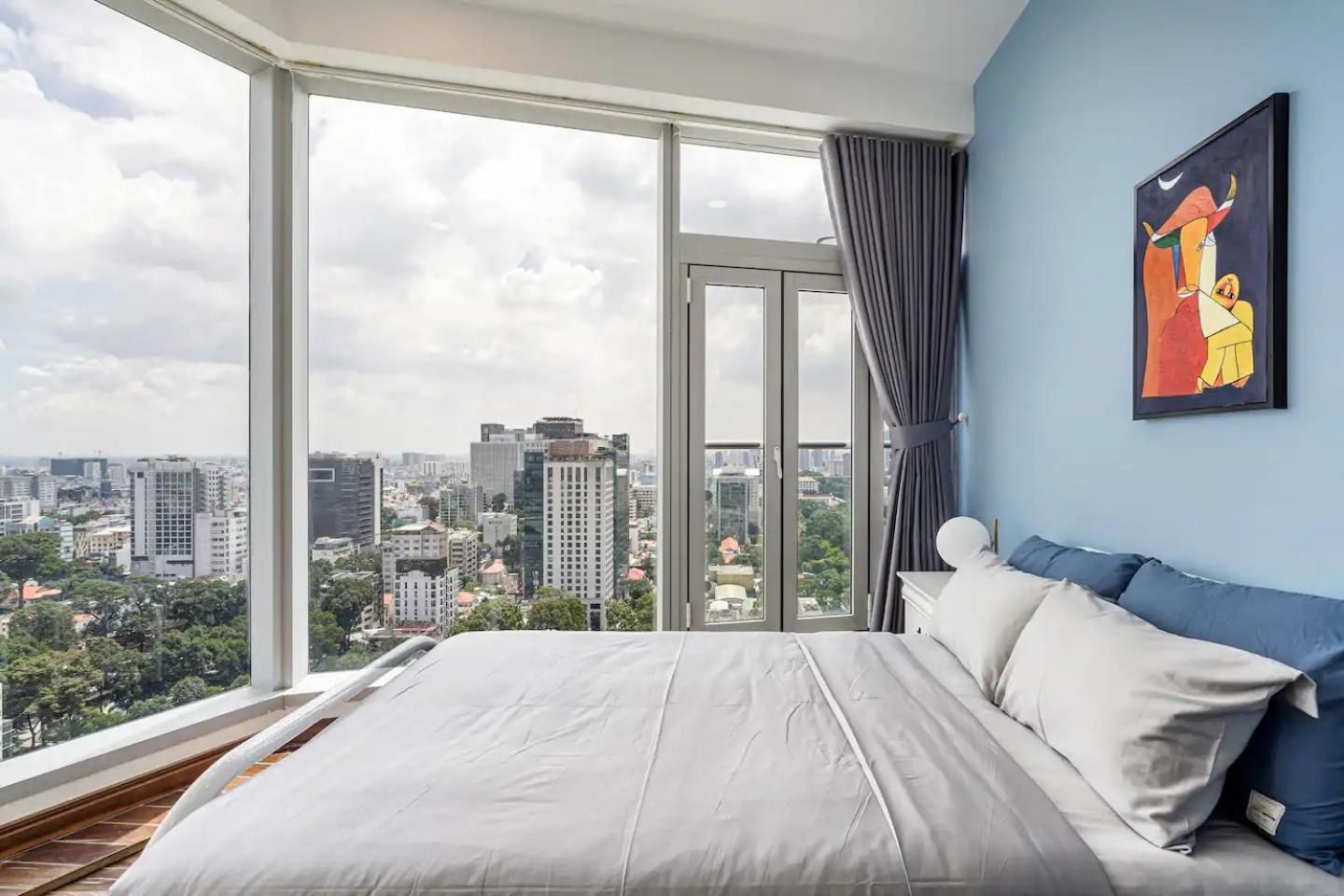 Salute De Sailing Tower - Palace Garden District 1 *