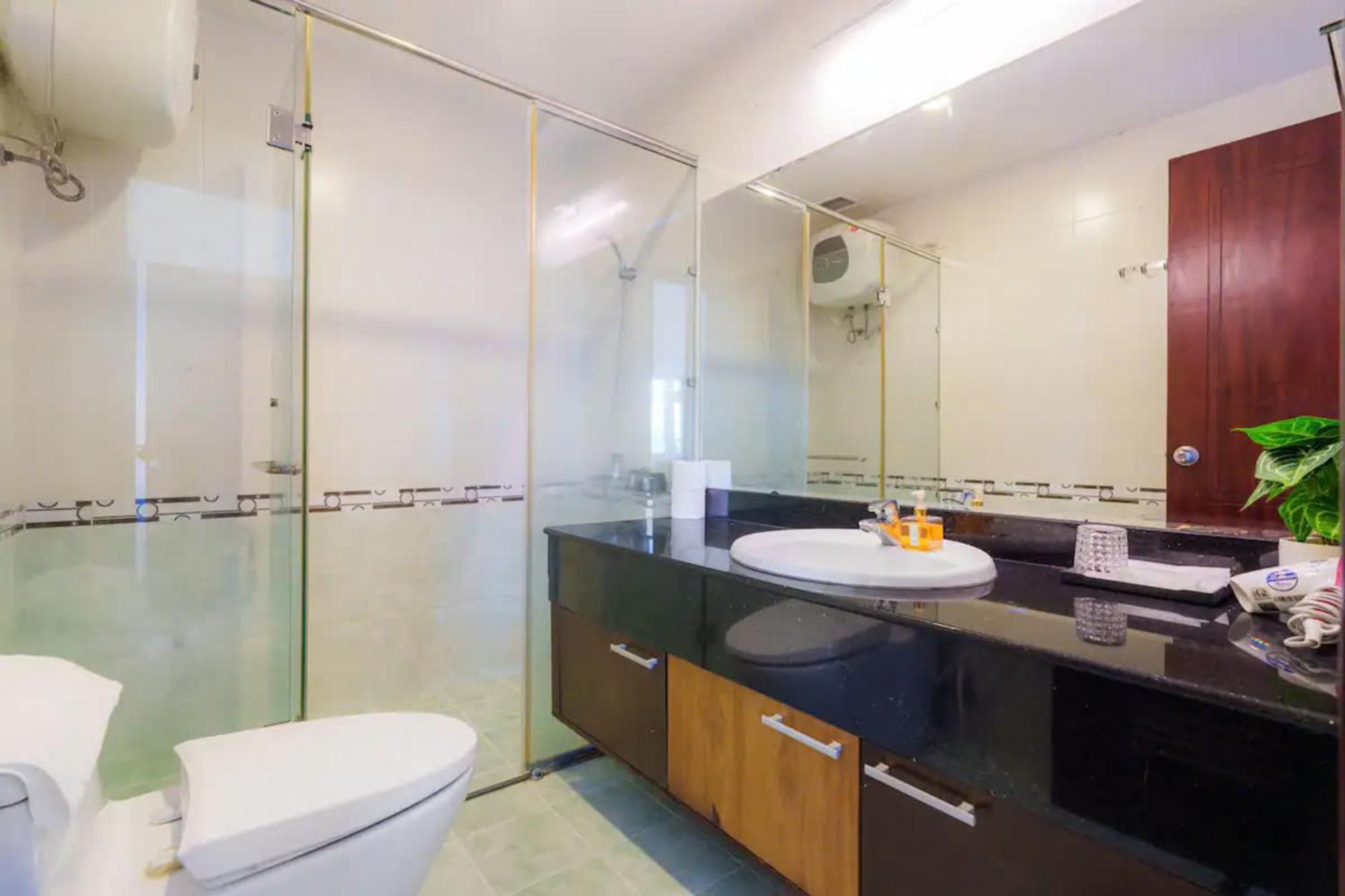 Salute De Sailing Tower - Palace Garden District 1 Apartment Ho Chi Minh City